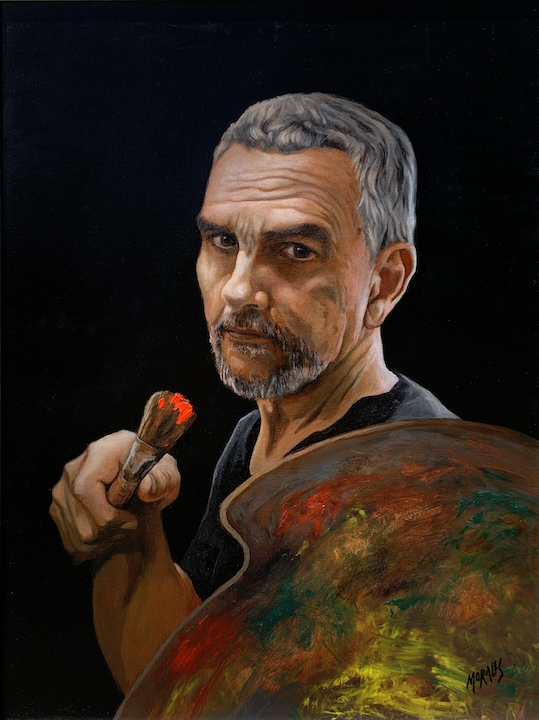 Autorretrato de un pintor con un pincel en la mano y una paleta de colores, mirando intensamente hacia el espectador.