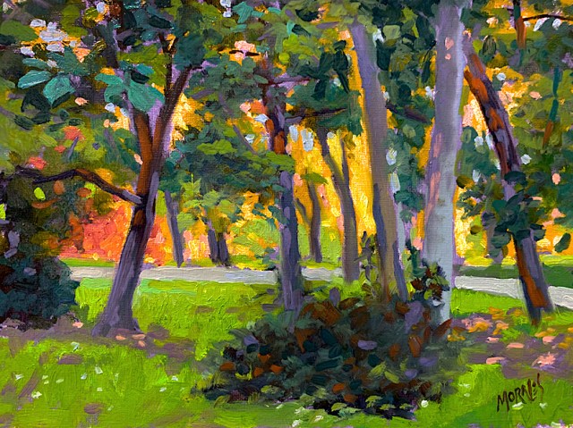 Pintura de un paisajedo con árboles verdes y un camino visible en un entorno natural iluminado por la luz del sol.